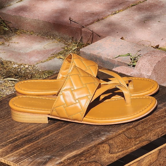 J.Mclaughlin Women's Ondra Tan Leather Toe Loop Sandals Size 9.5 - Picture 6 of 10